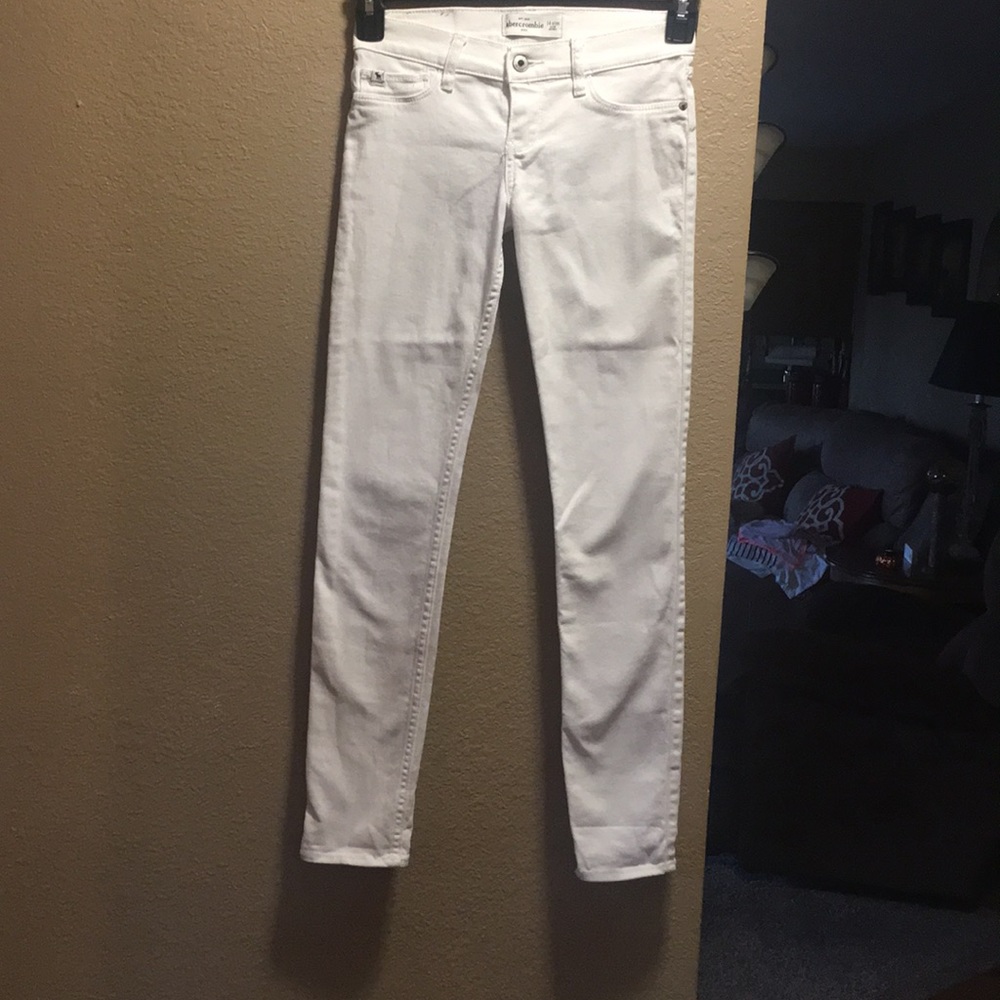Abercrombie white slim girls jeans